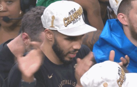 重要助攻引发热议！，塔图姆在热火比赛中锐不可当热度持续攀升-爱游戏电子