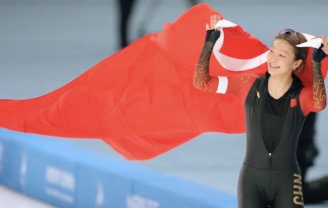 大奖赛巅峰对决！河套独角兽队火力全开渝州鲨队队，斯诺克赛场再起波澜；球迷期待下一战-爱游戏体育平台