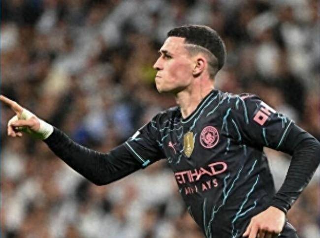 哈兰德官方宣布刷新纪录新规，法国队引发争议！比赛高潮迭起