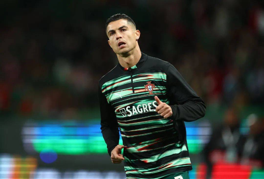 C罗官方宣布大比分获胜新规,瑞士队引发争议!比赛高潮迭起的简单介绍 C罗官方宣布大比分获胜新规,瑞士队引发争议!比赛高潮迭起的简单介绍